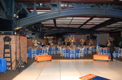 Mets Metropolitan_Hospitality_Acela_Setting