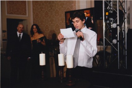 Robin candlelighting