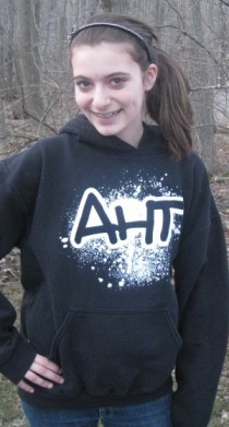 Tieman sweatshirt_front_amanda Tieman sweatshirt_front_amanda