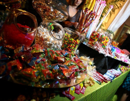 Leinwand candy table Leinwand candy table