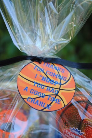Pinterest.com : Basketball favor tags