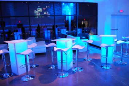 party harty lounge-decor-008