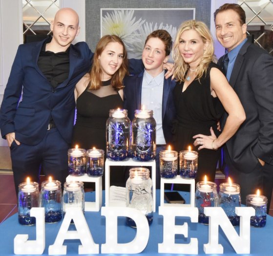 what to wear to a bar mitzvah luncheon