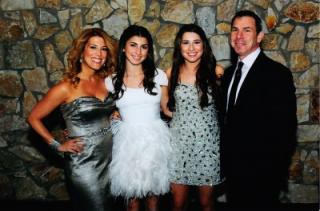 The Samantha Lustberg Bat Mitzvah Family Spotlight